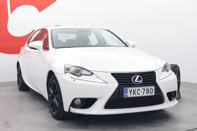 Lexus IS 300h Executive - / Navigointi / Peruutuskamera / Vakionopeudensäädin / Bi-Xenon / Image 7