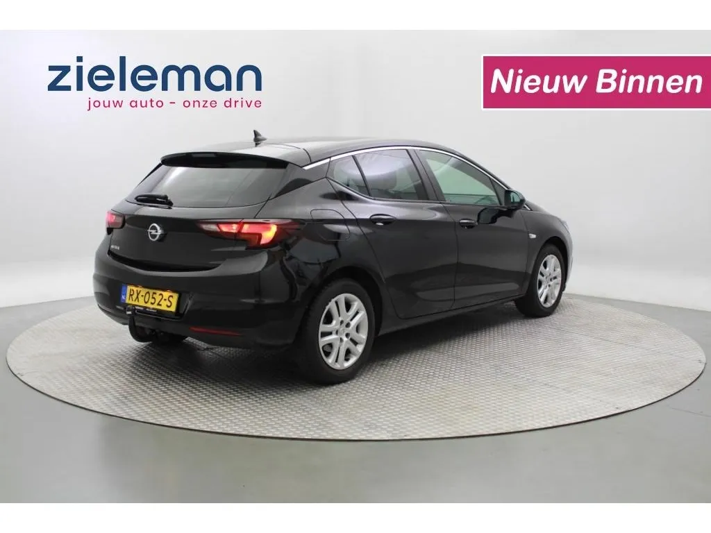 Opel Astra 1.0 Turbo Business + Navi Image 2