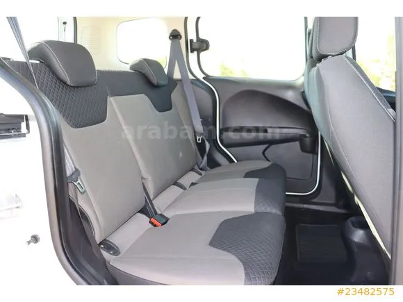 Ford Tourneo Courier 1.5 TDCi Delux Image 7